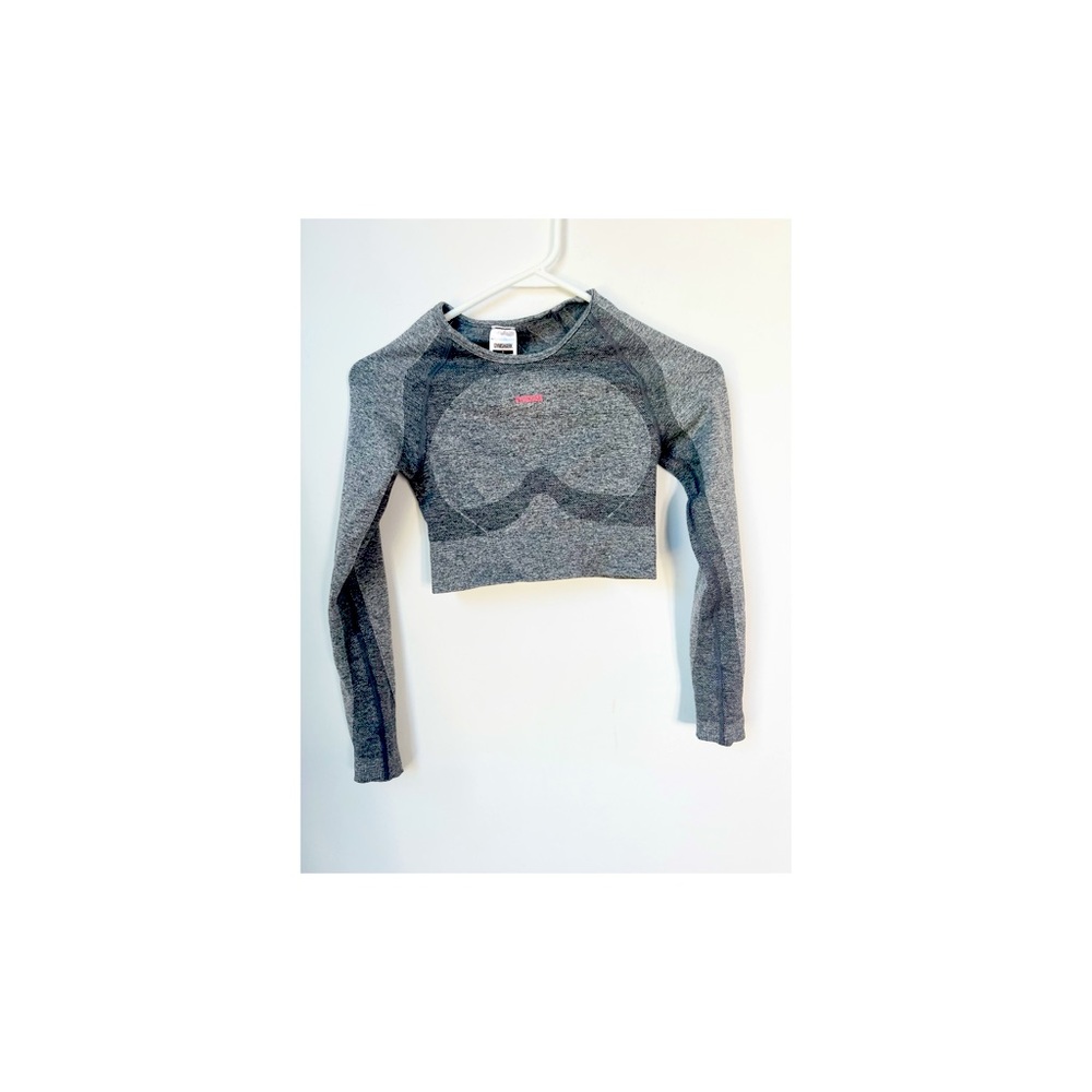 Gymshark Flex Long Sleeve Gray Crop Top. Size Small